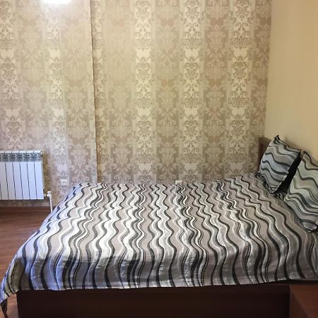 Hotel Central Джермук Экстерьер фото