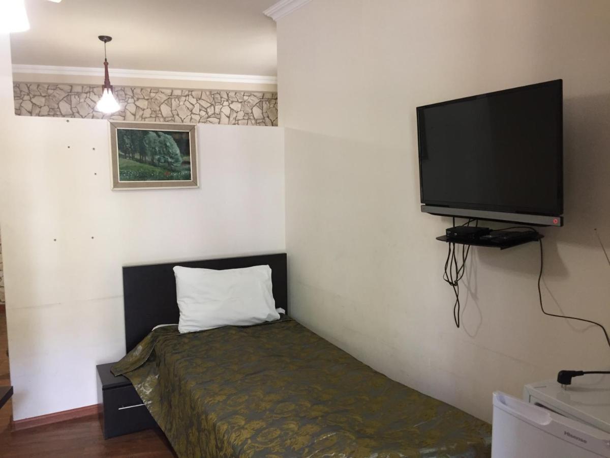 Hotel Central Джермук Экстерьер фото